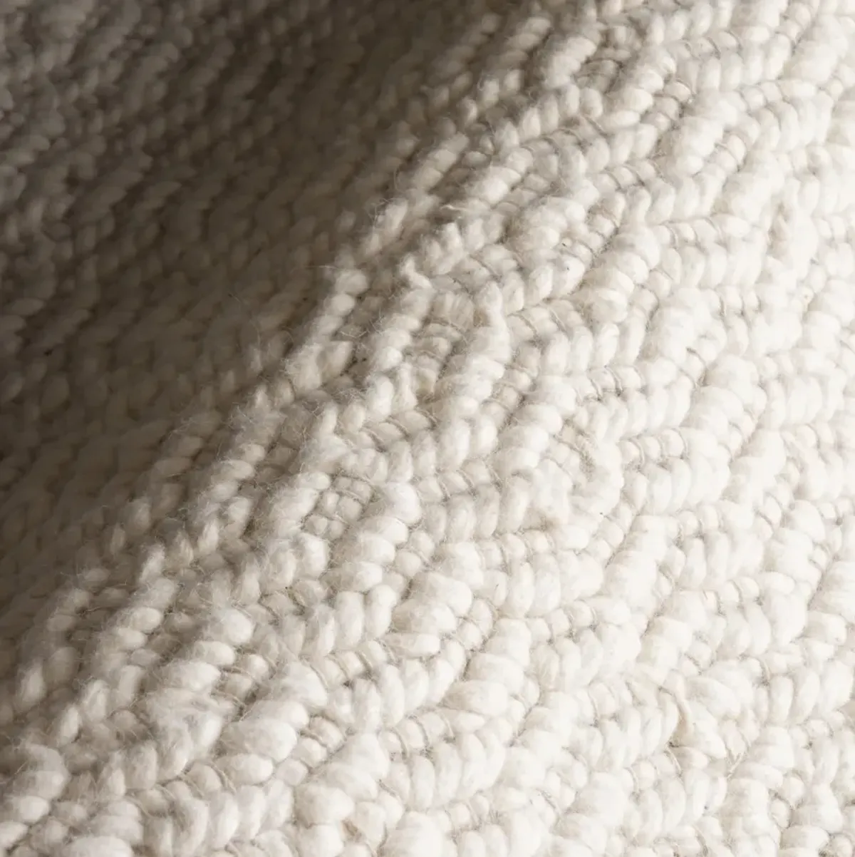 Sutton Solid Chevron Rug