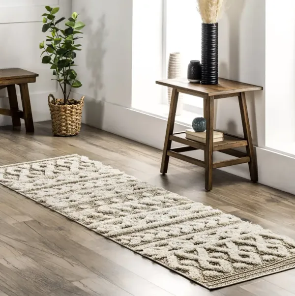 Gracy Textured Geometric Rug