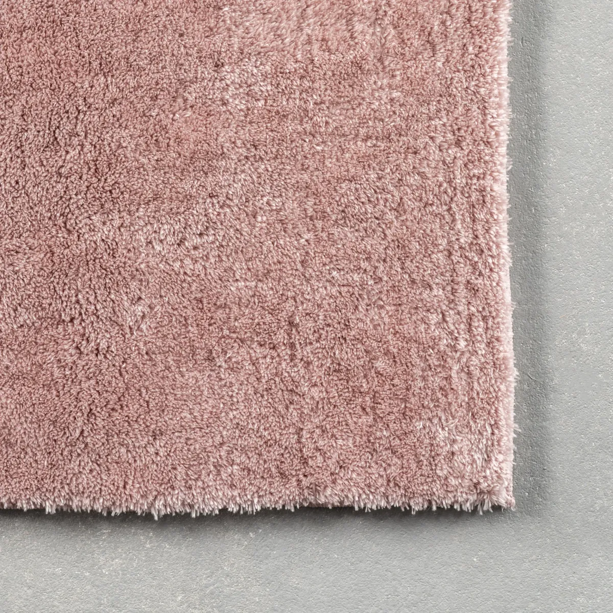 Washable Solid Shag Rug