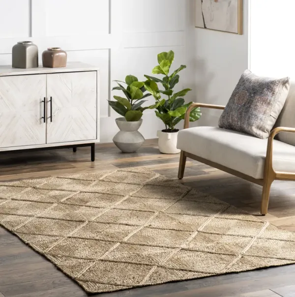 Maitilde Jute Textured Diamond Rug