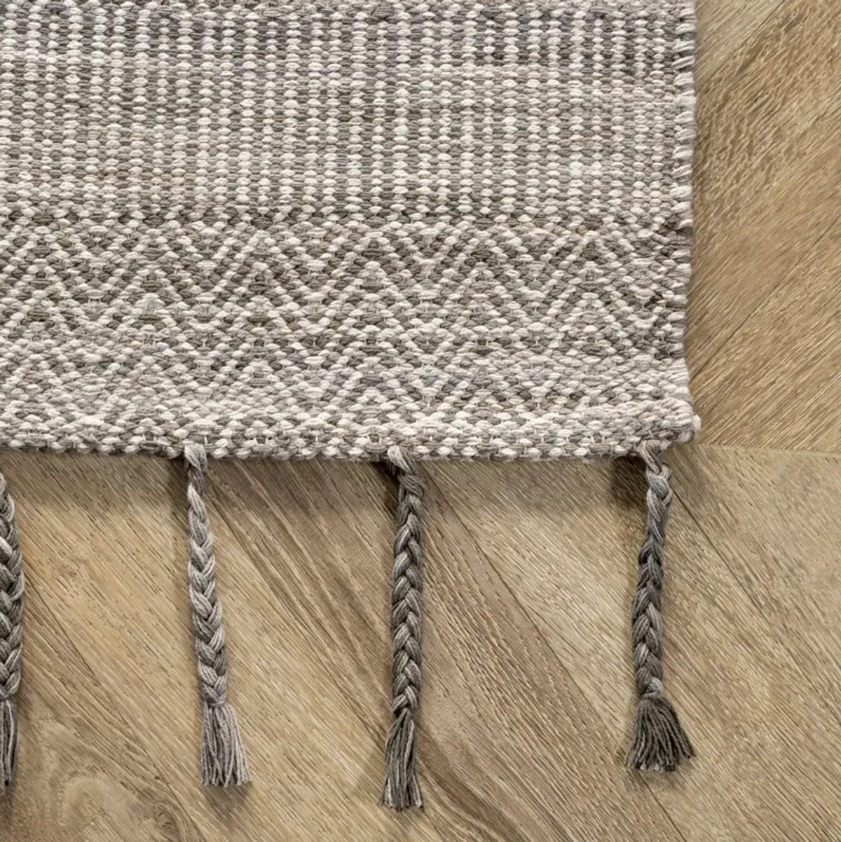 Diamond Chevron Bands Tasseled Rug