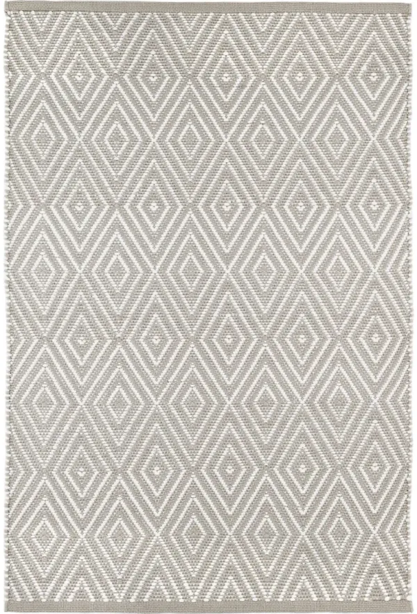 Diamond Handwoven Indoor/Outdoor Rug