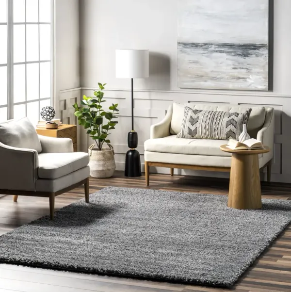 Plush Solid Shaggy Rug
