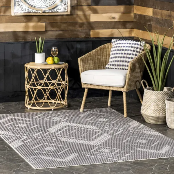 Emilia Striped Washable Indoor/Outdoor Rug