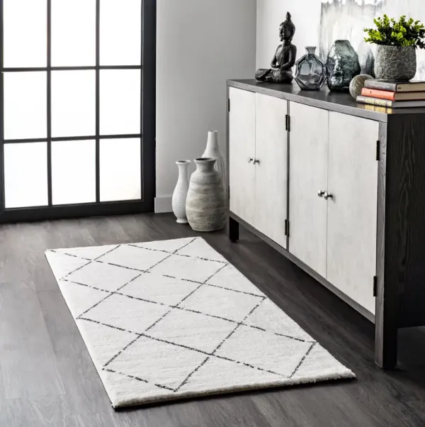 Lee Trellis Shag Rug
