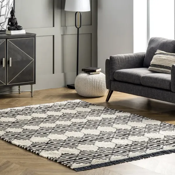 Striped Harlequin Tasseled Rug