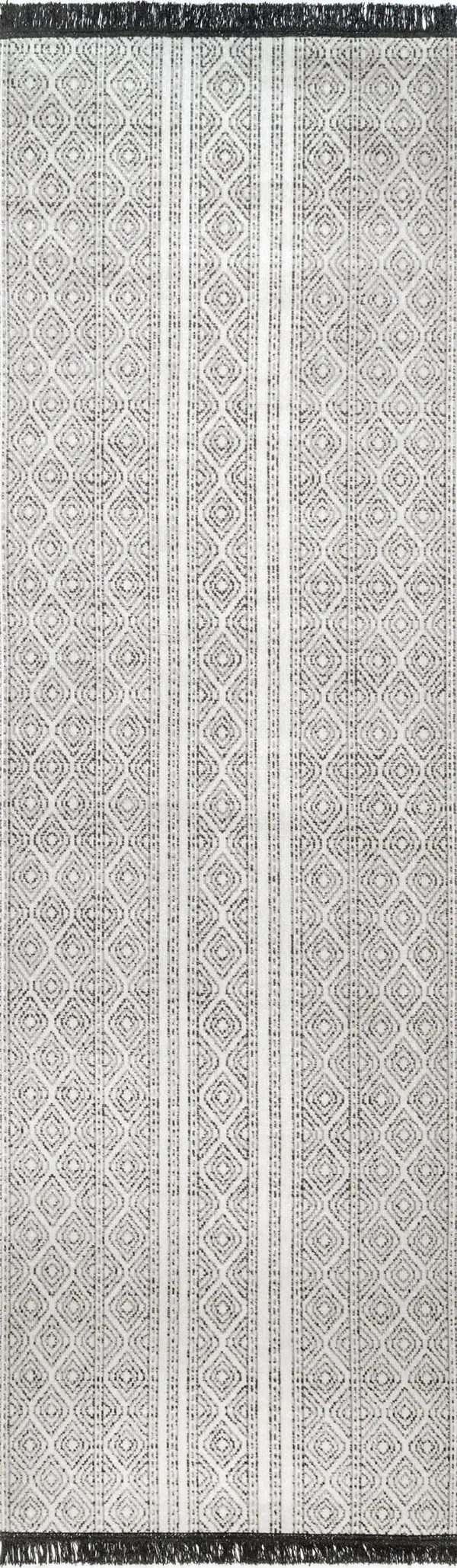 Indoor/Outdoor Striped With Tassels Rug