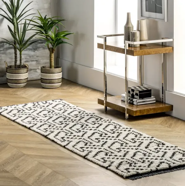 Modern Tessellation Tasseled Rug