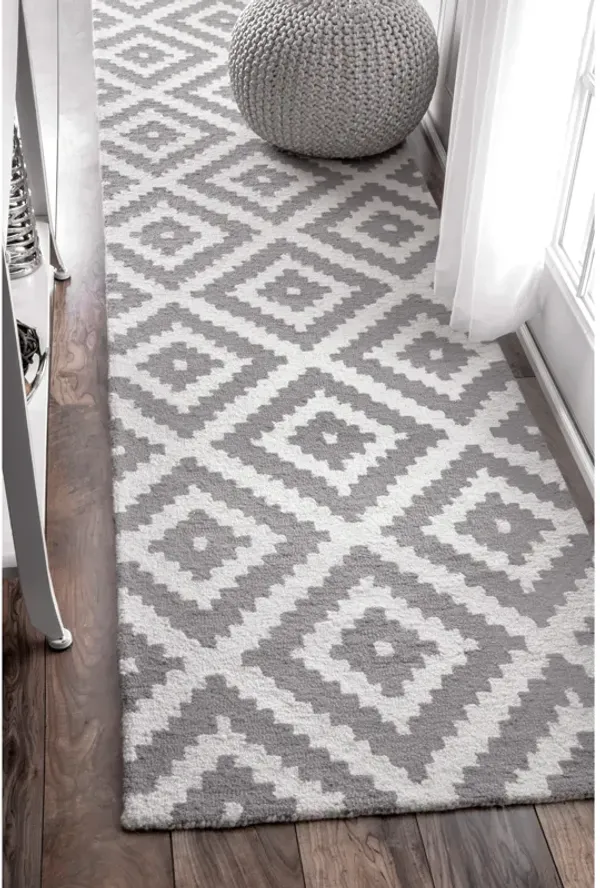 Scandinavia Diamond Rug