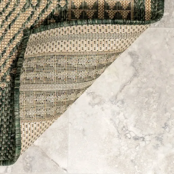 Iris Totem Indoor/Outdoor Flatweave Rug