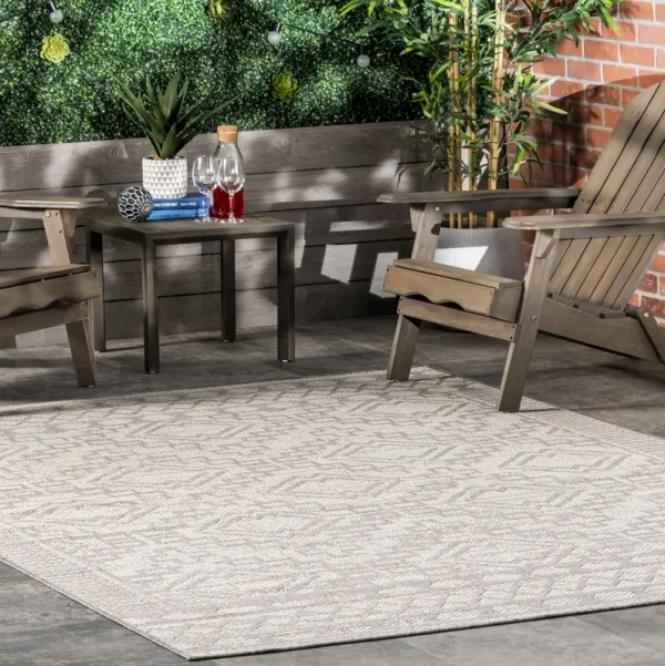 Moroccan Diamond Indoor/Outdoor Rug
