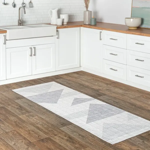 Rayna Washable Triangle Rug
