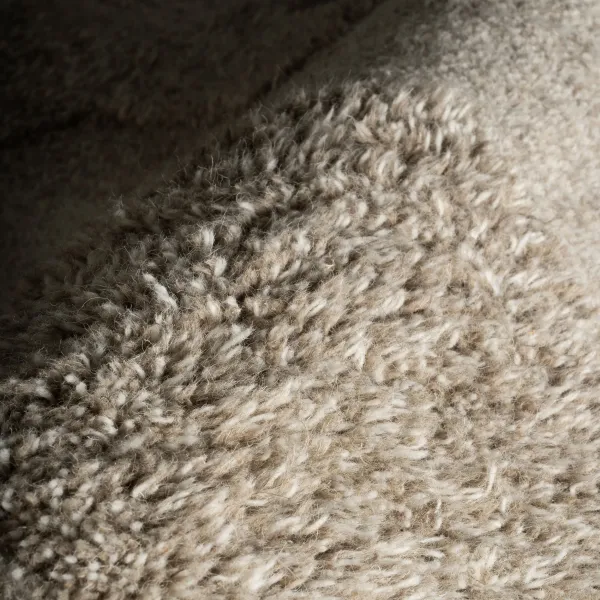 Sorvelle Modern Solid Wool Rug