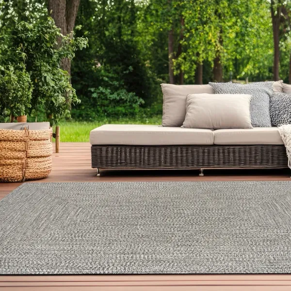 Everywhere Hand-Braided Indoor/Outdoor Rug