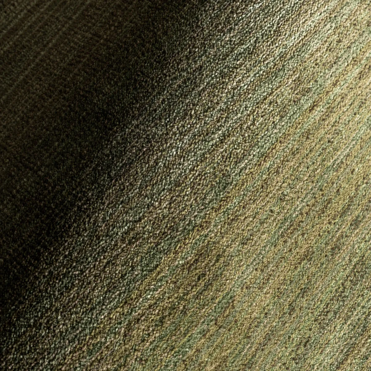 Lylah Solid Fringed Rug