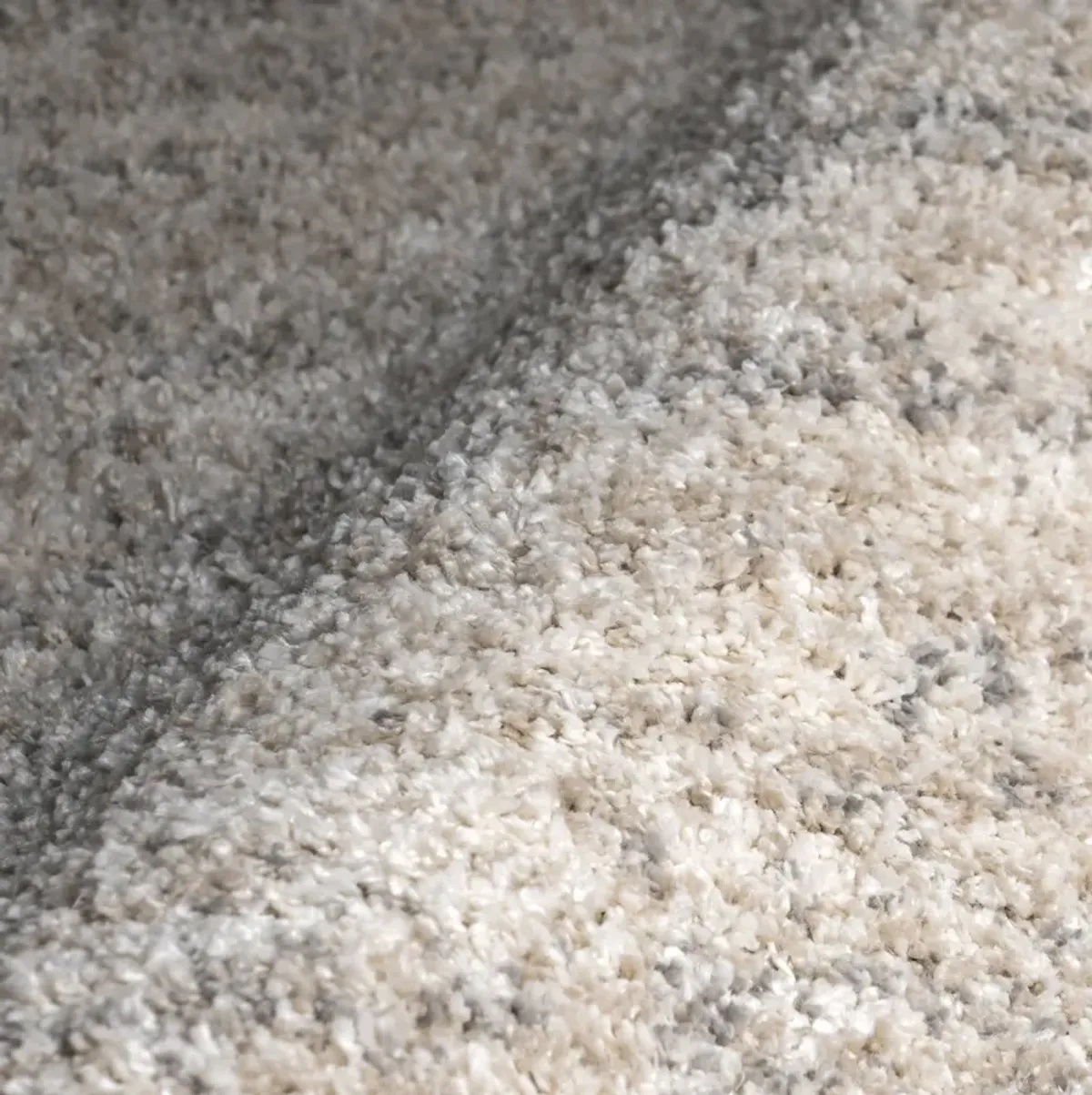 Shaded Shag With Tassels Rug