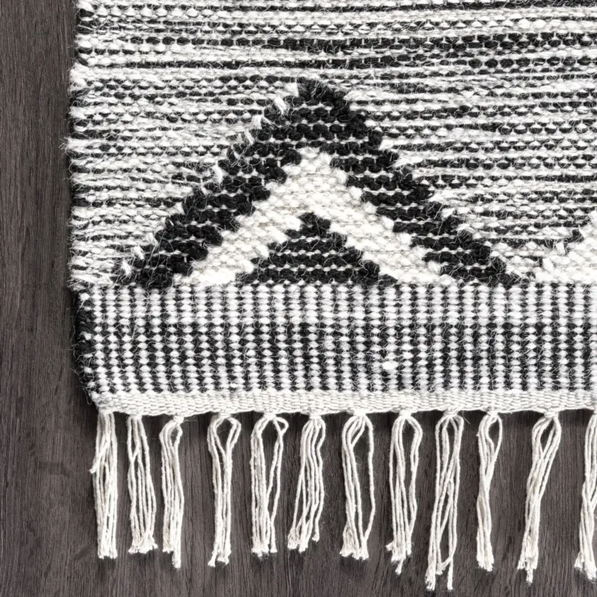 Shaggy Moroccan Lattice Fringe Rug