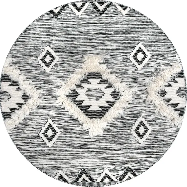 Shaggy Moroccan Lattice Fringe Rug