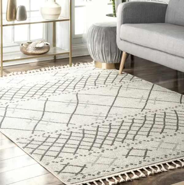 Modern Trellis Tassel Rug