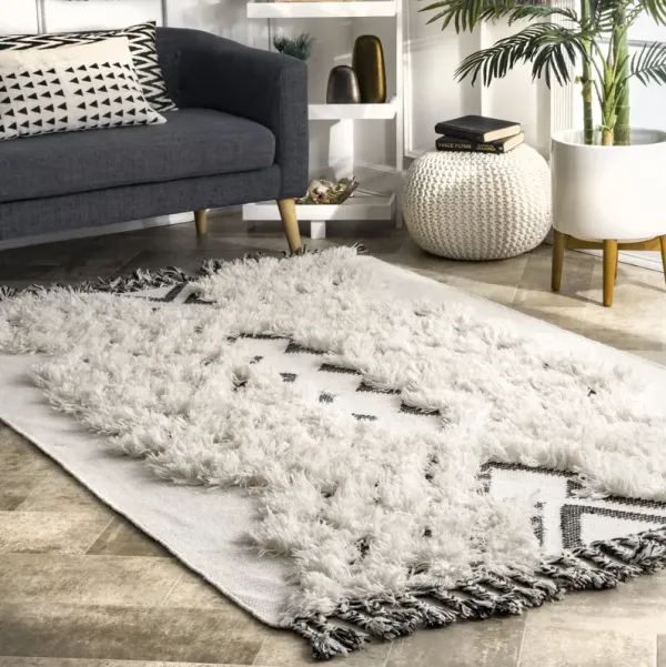 Shaggy Chevrons Rug