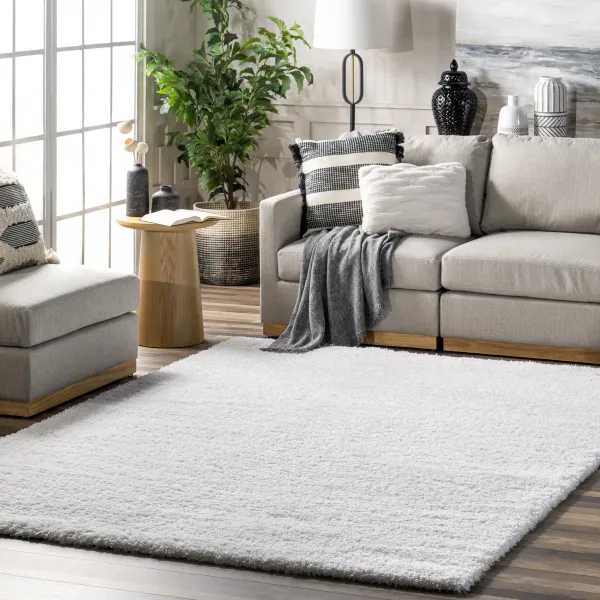 Solid Fluffy Rug