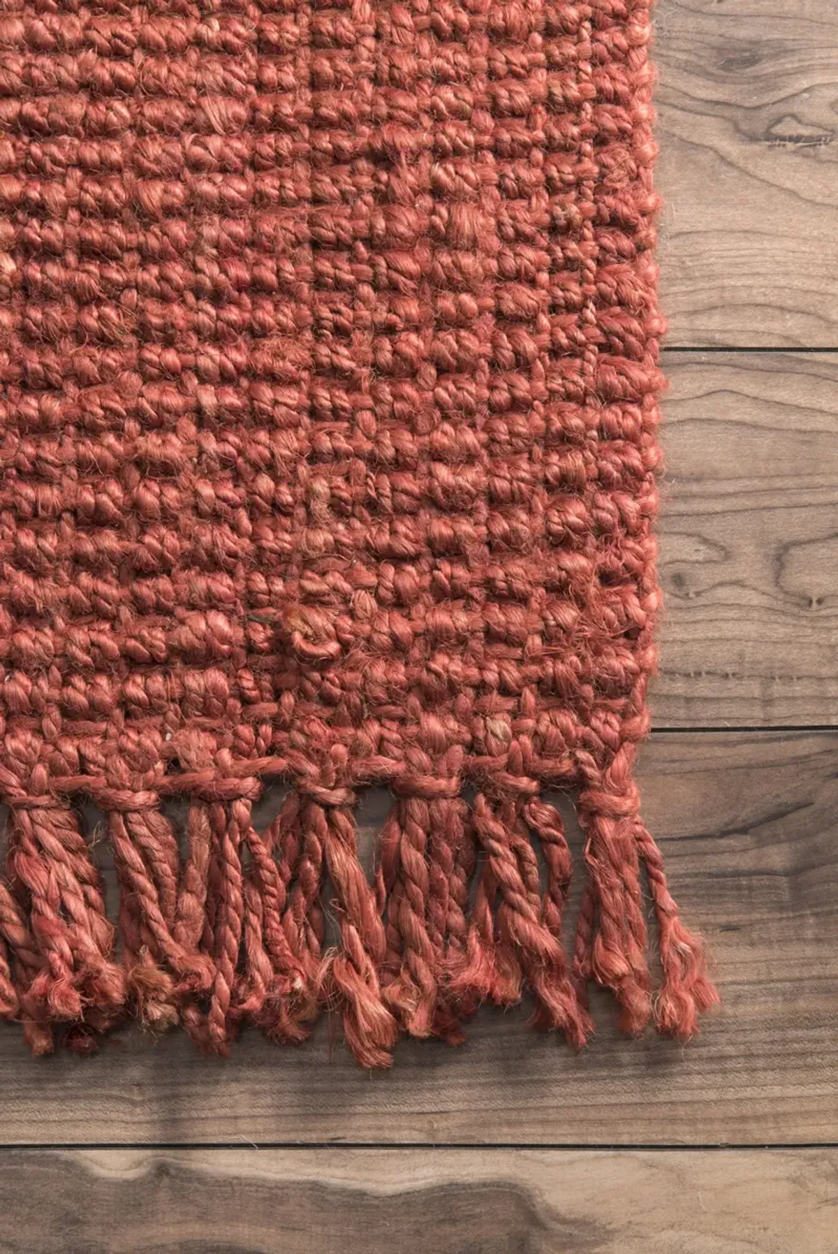 Chunky Jute Tasseled Rug