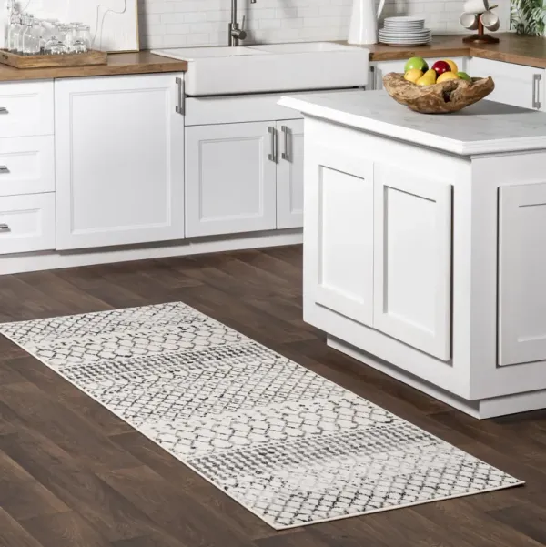 Kendyll Modern Trellis Rug