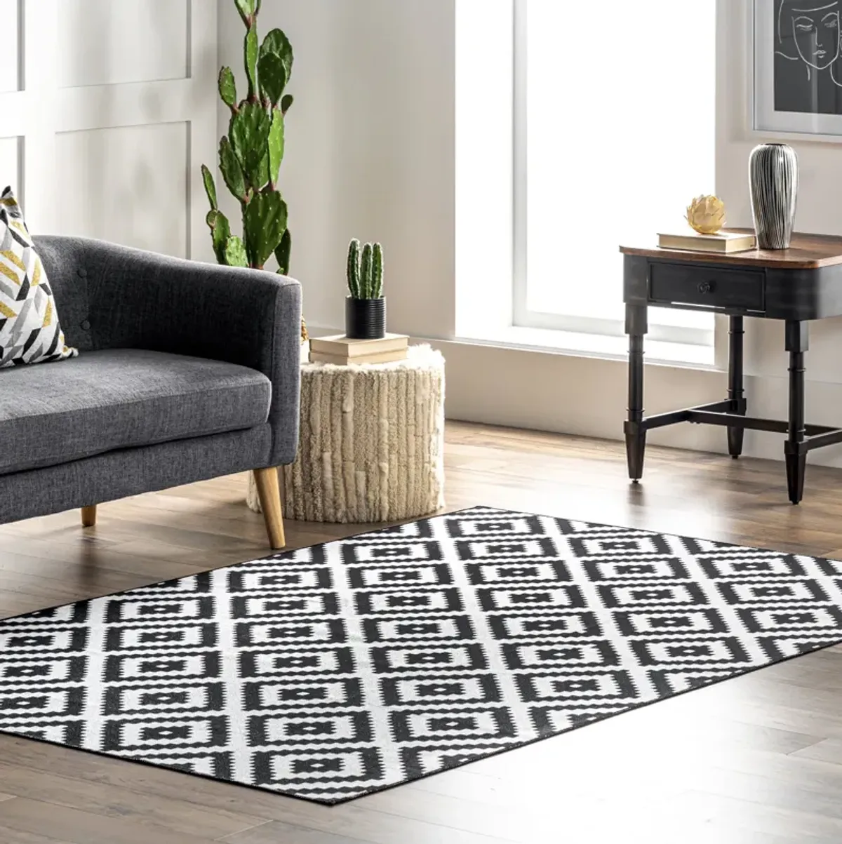 Greta Scandinavia Diamond Washable Rug