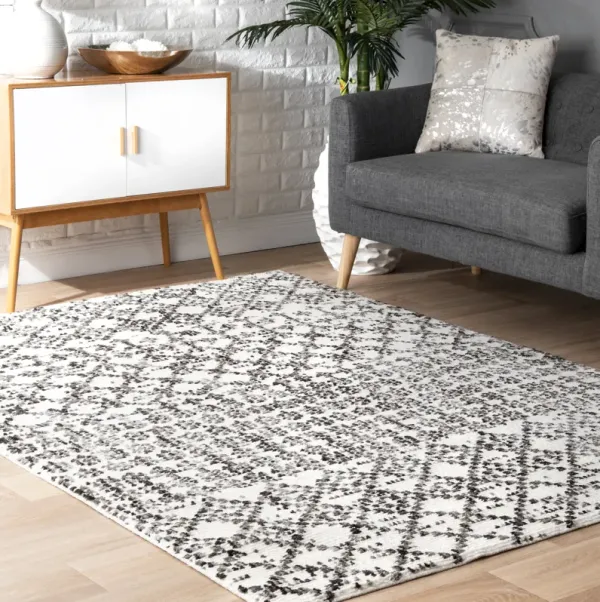Modern Trellis Rug