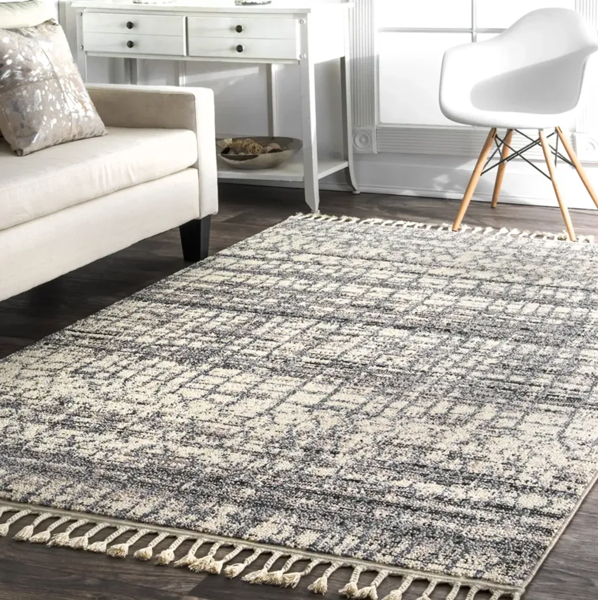 Moroccan Ashler Tassel Rug