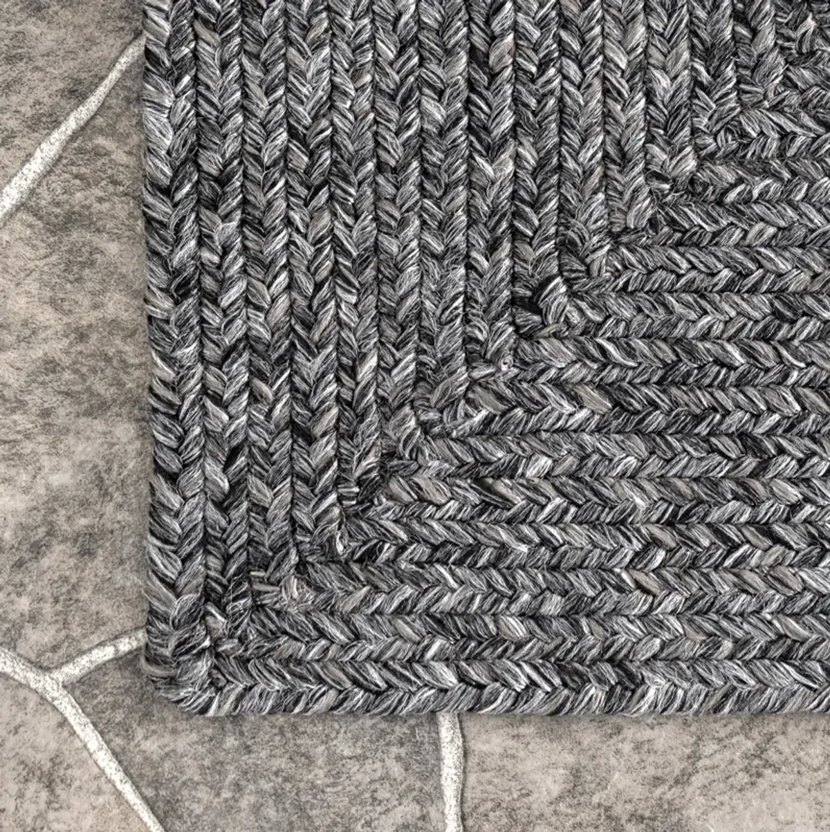 Everywhere Hand-Braided Indoor/Outdoor Rug