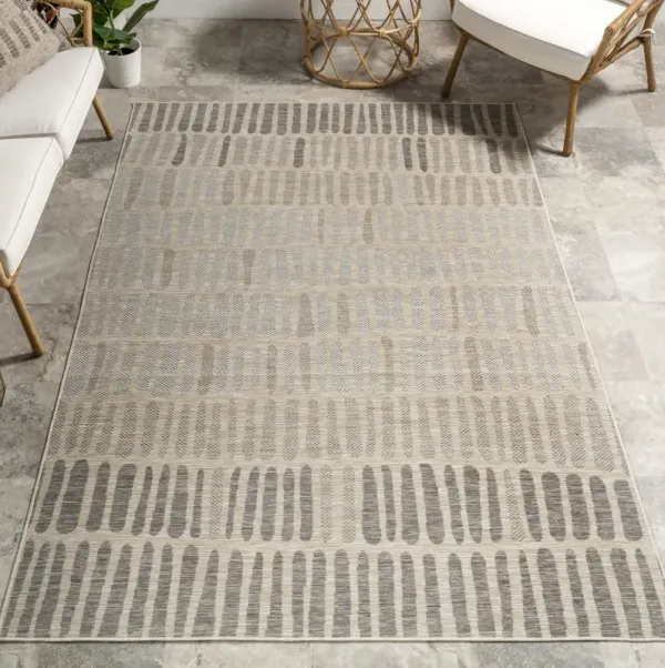 Averie Geometric Indoor/Outdoor Rug