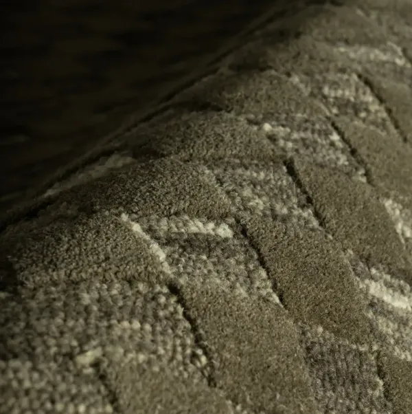 Linthea Modern Checkered Handmade Wool Rug