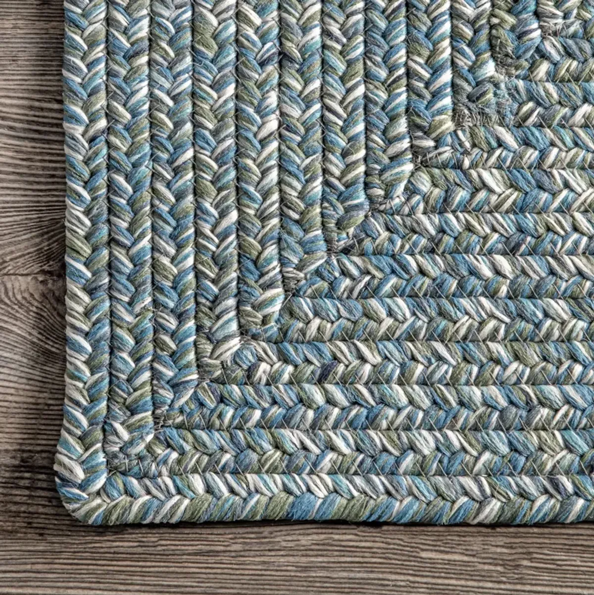 Everywhere Hand-Braided Indoor/Outdoor Rug