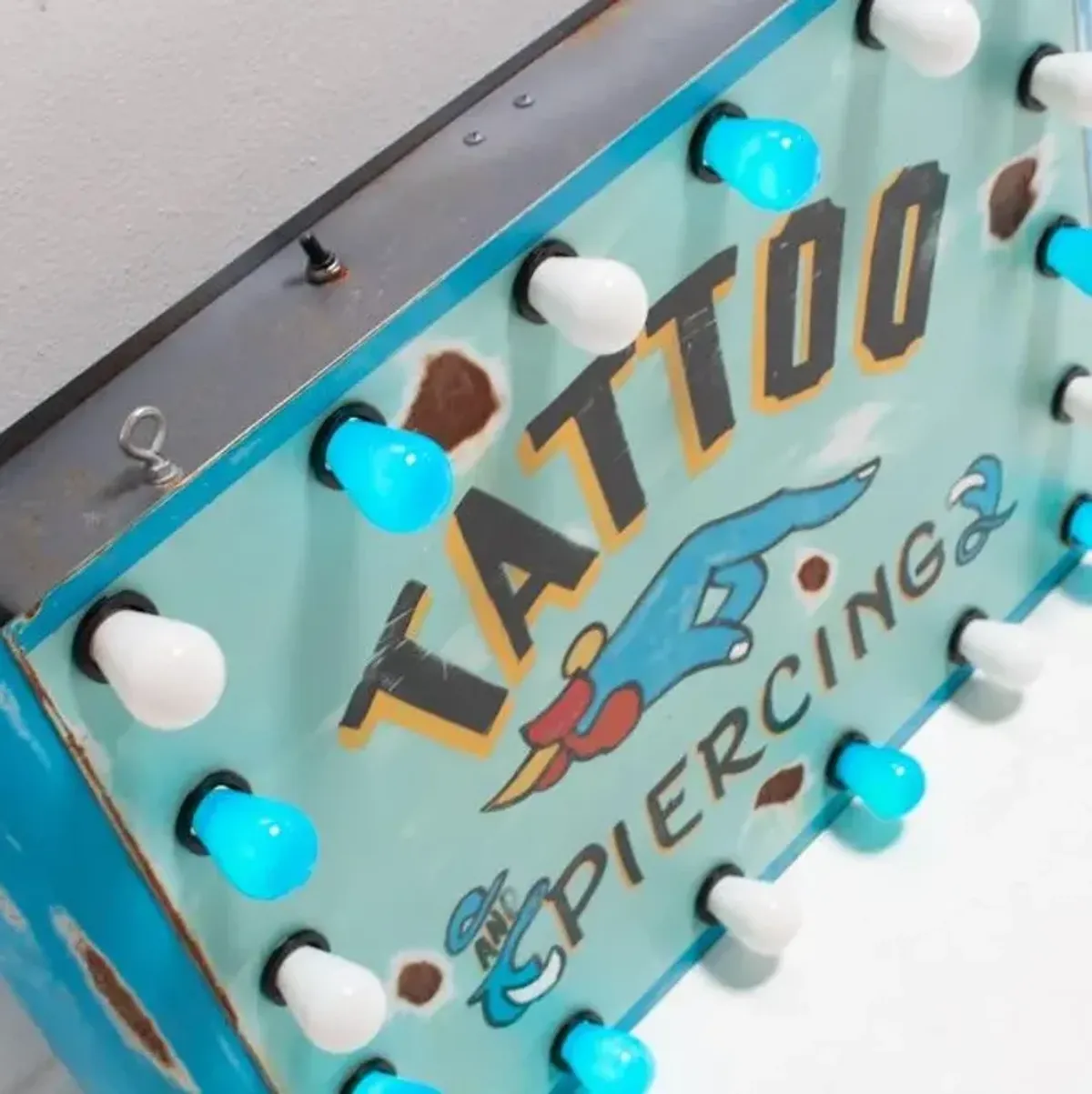 Tattoo Piercing Sign