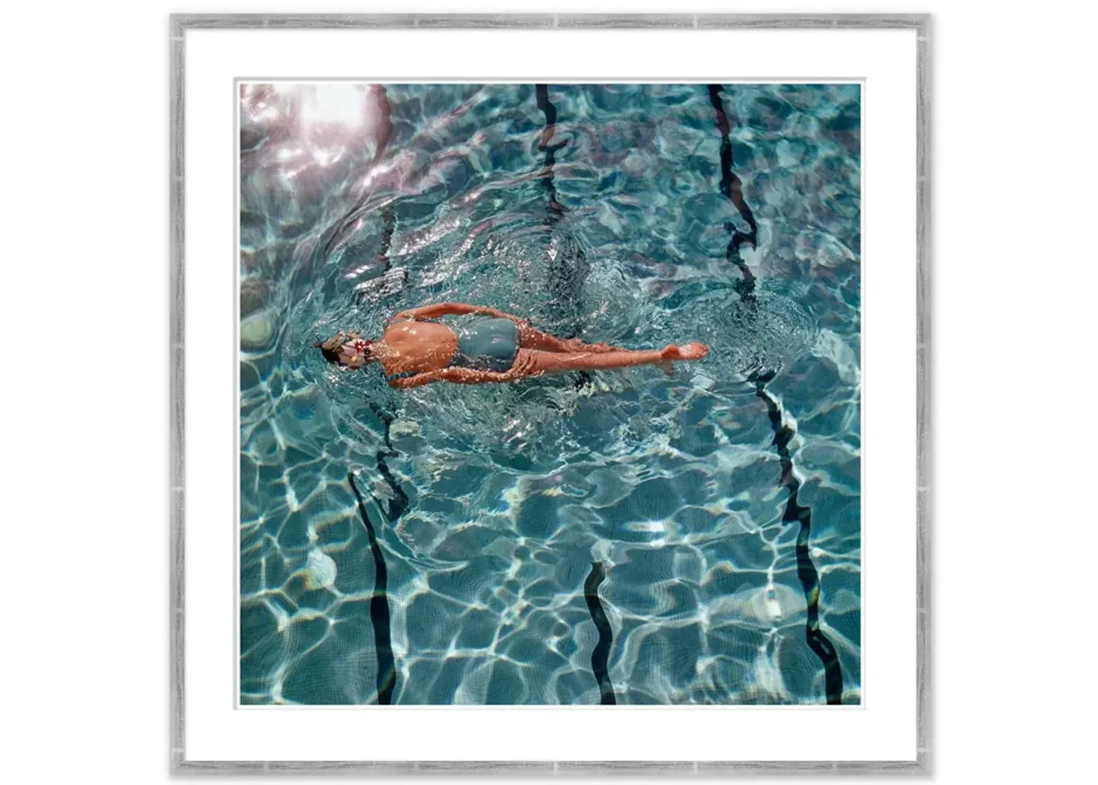 Vogue 'Women In Swimming Pool' by Fred Lyon - Medium