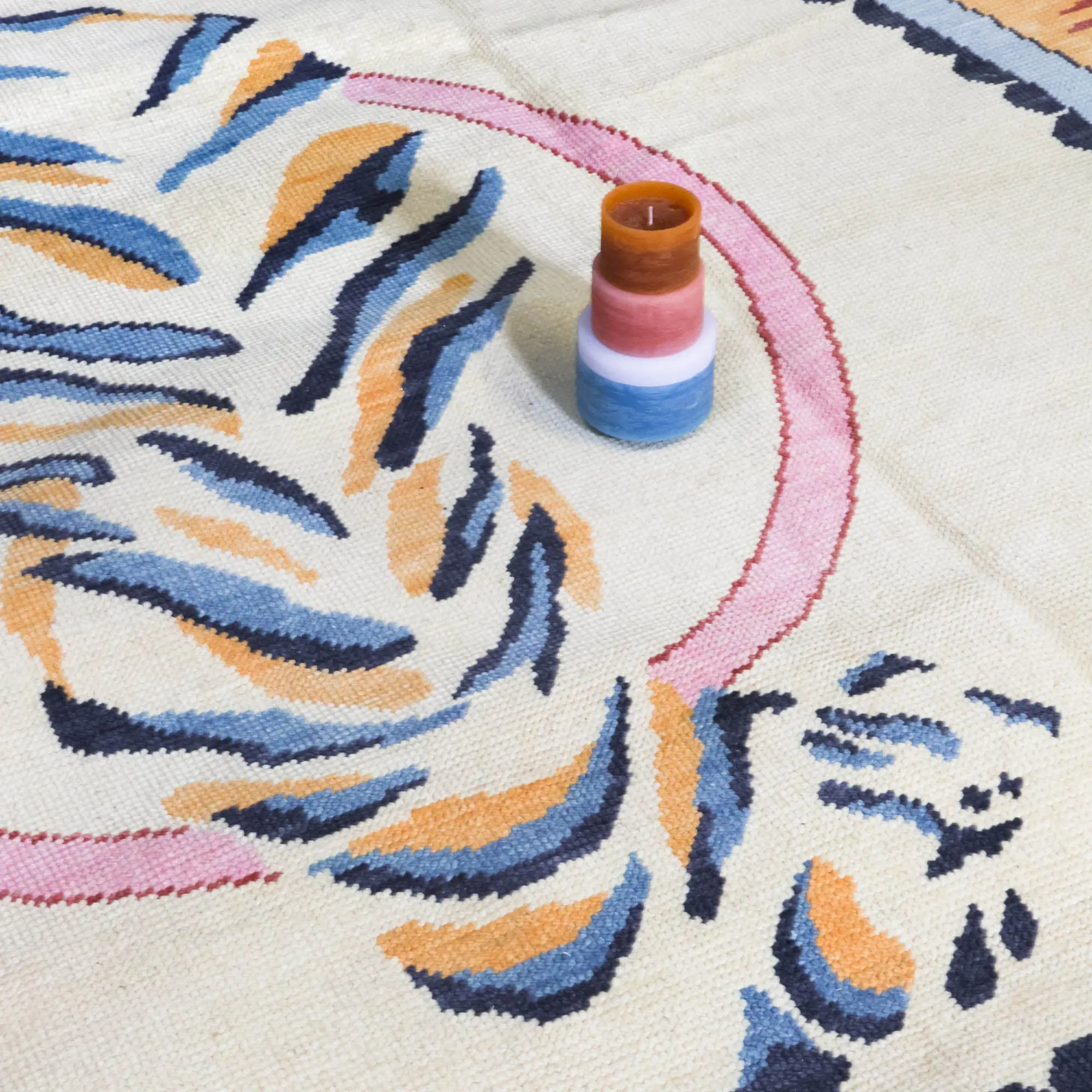 In Stock 4x4 Cirque De Tigress Circle Turkish Knot Rug