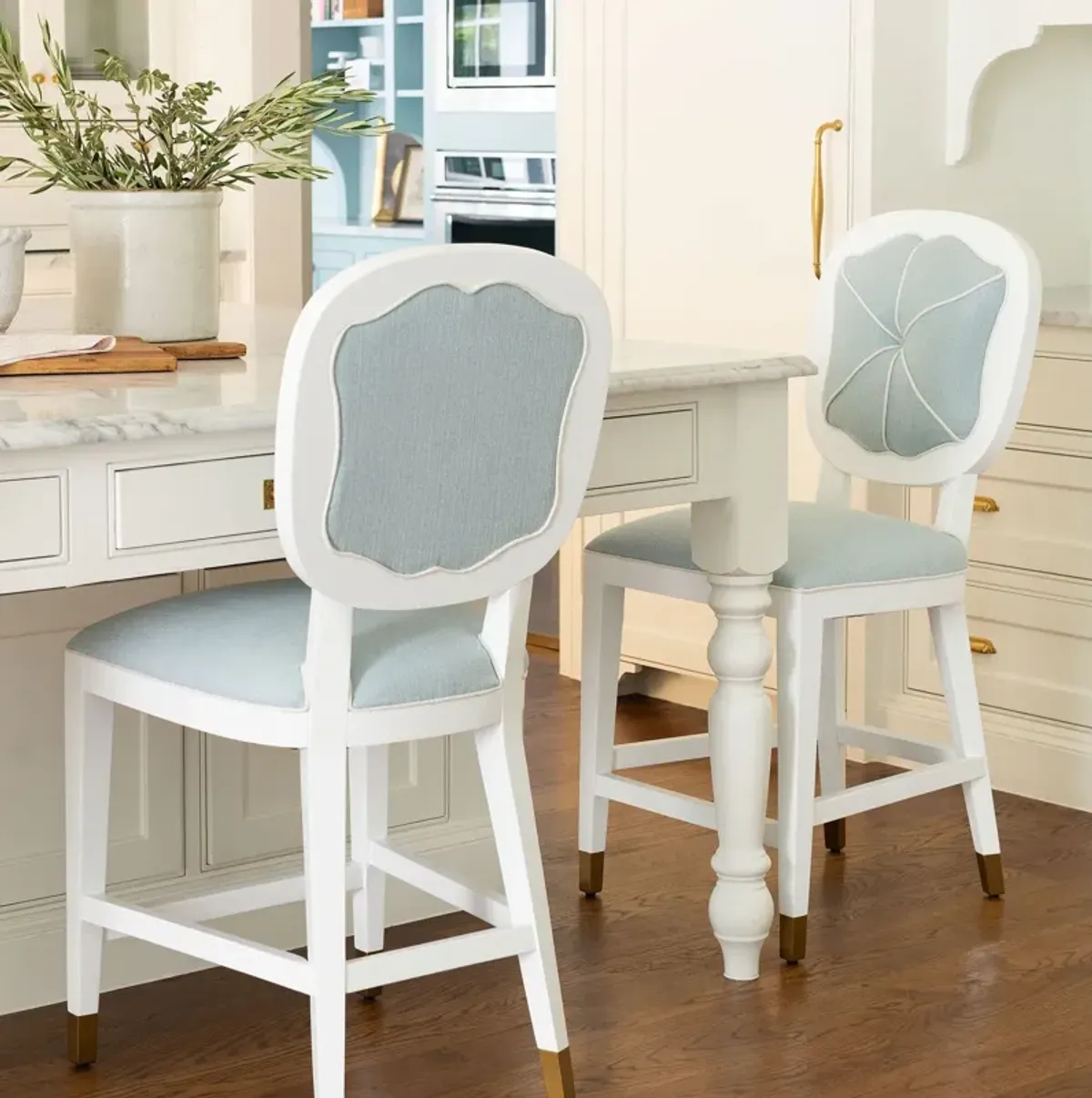 Carlyle Counter Stool in Blue Linen