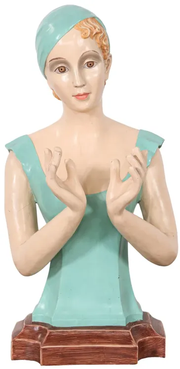 Lady Sculpture