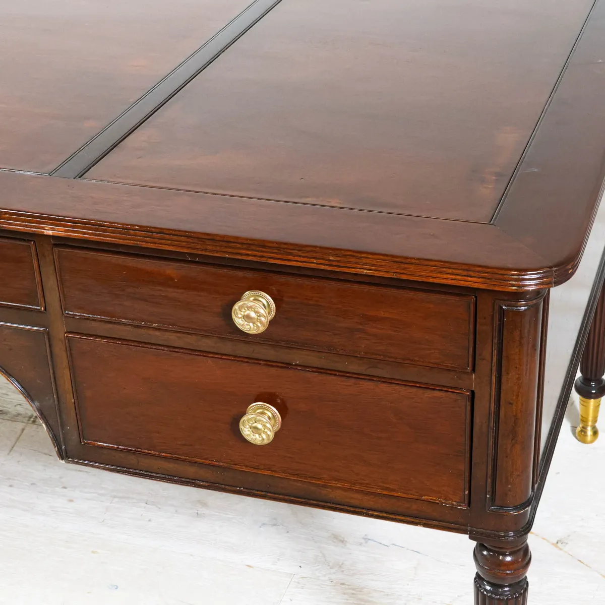 Traditional Kittinger Desk