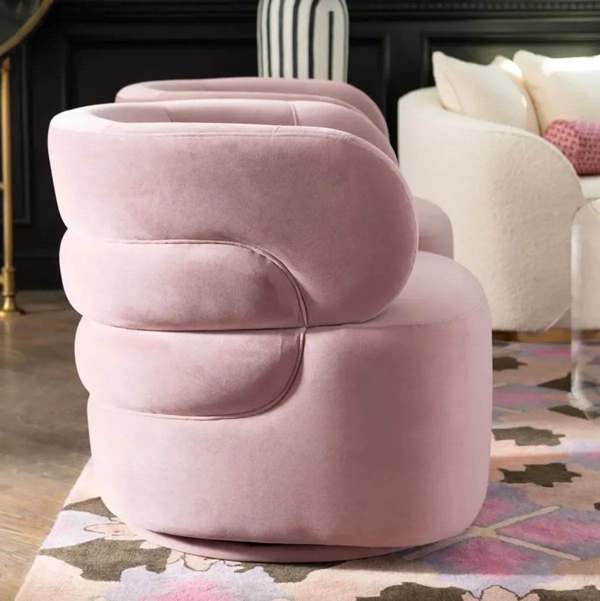 Capri Swivel Chair In Rose