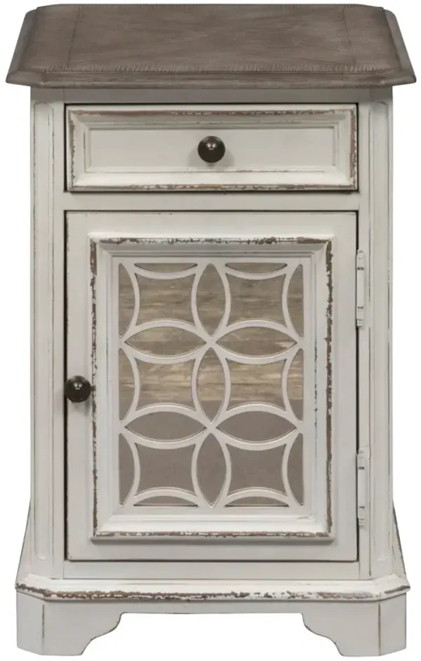 Liberty Furniture Magnolia Manor Chairside Table