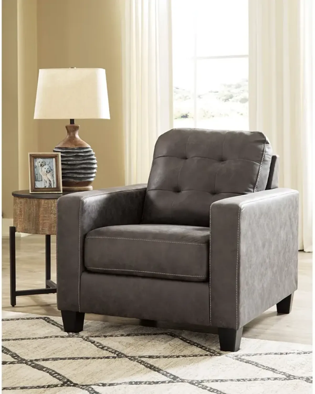 Venaldi Chair