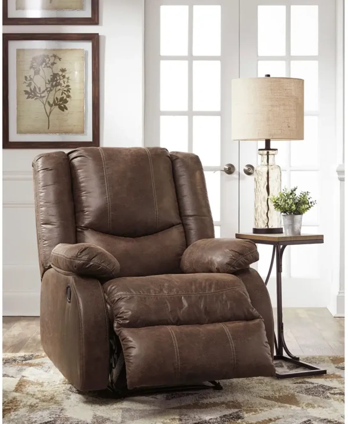 Bladewood HotBuy Wall Hugging Recliner