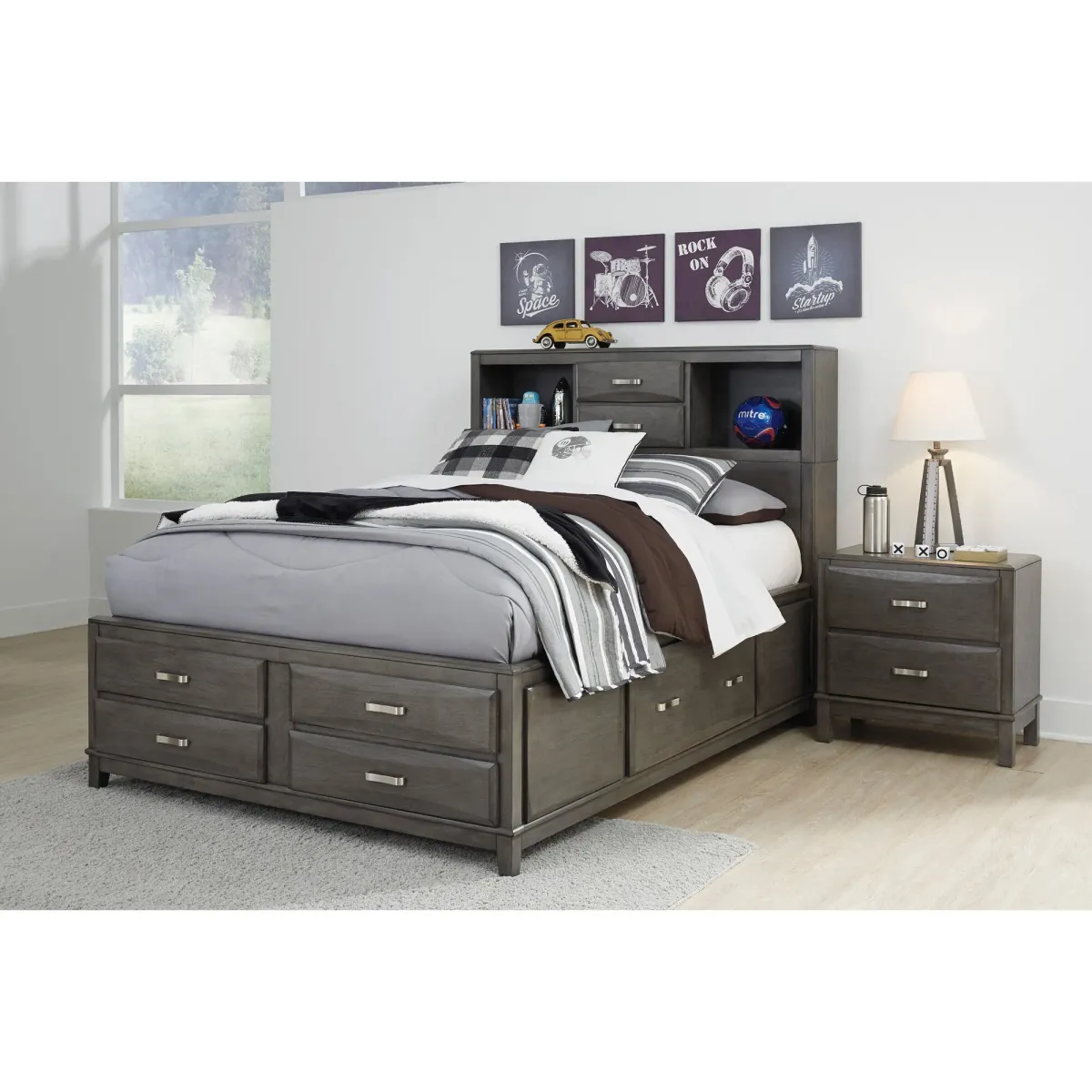 Caitbrook Storage Bed