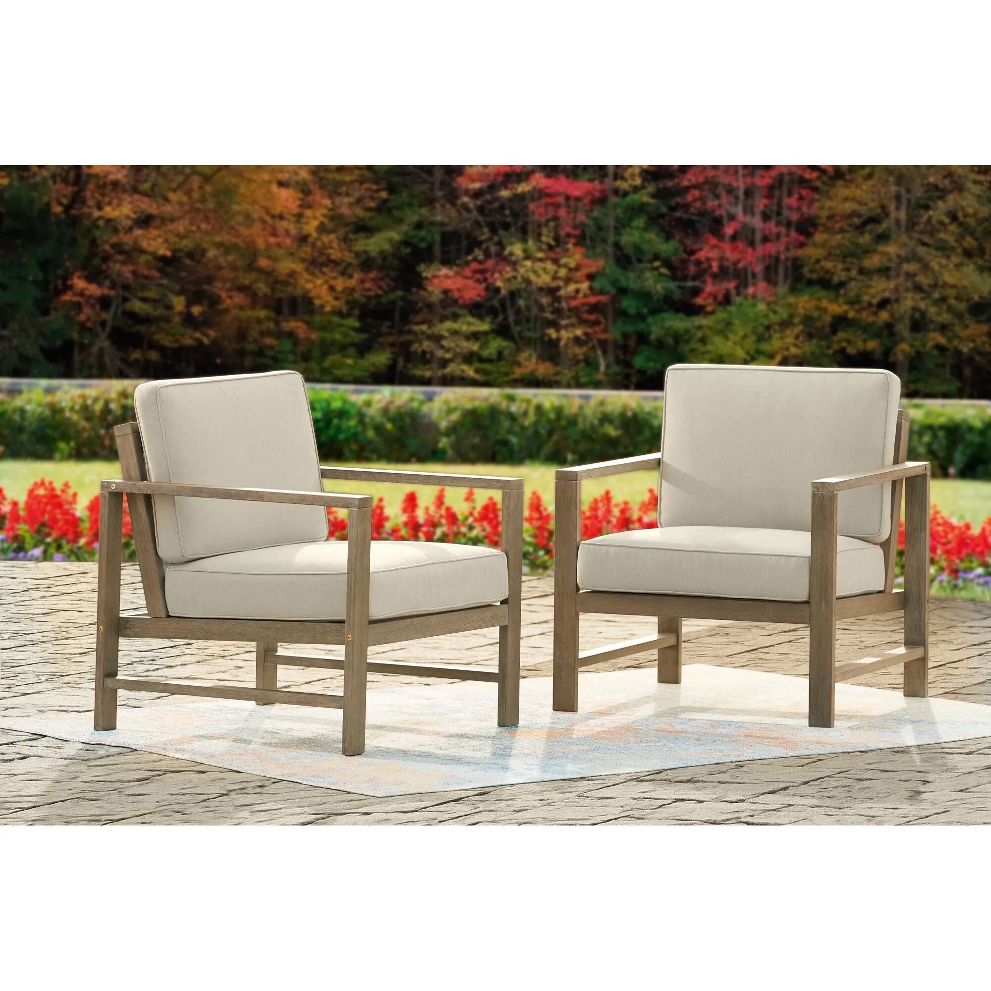 Ashley Furniture | Fynnegan Set of 2 Lounge Chairs | Light Brown