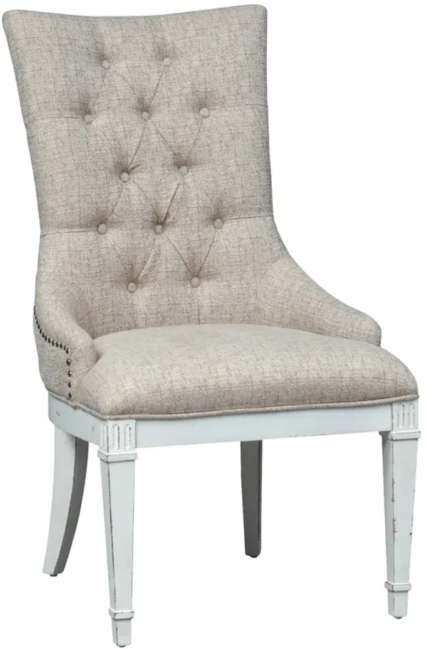 Liberty Furniture Abbey Park Hostess Chair