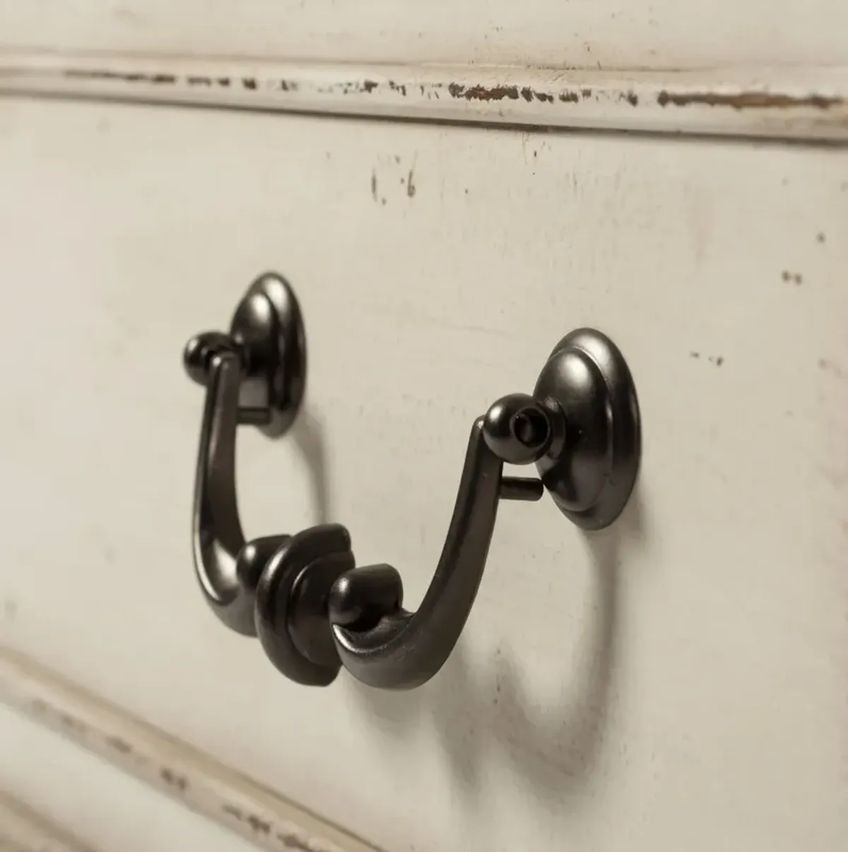 Liberty Furniture Magnolia Manor Storage Gathering Table