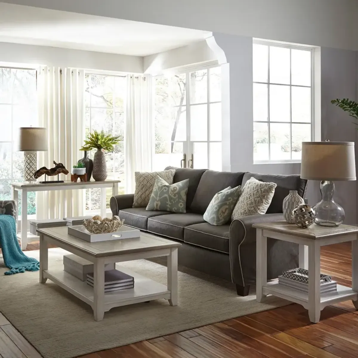 Liberty Furniture Summerville Sofa Table