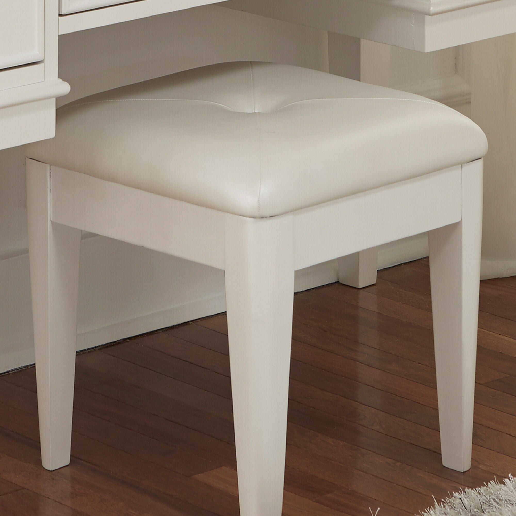 Liberty Furniture | Stardust Vanity Stool | White